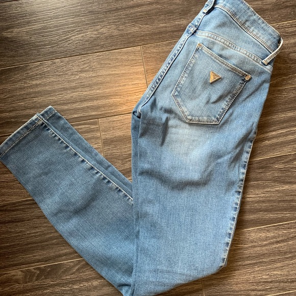 Guess jeans - Power stretch skinny 💙 - Picture 2 of 4